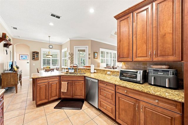 10531 MIRACLE LANE, New Port Richey, FL 34654
