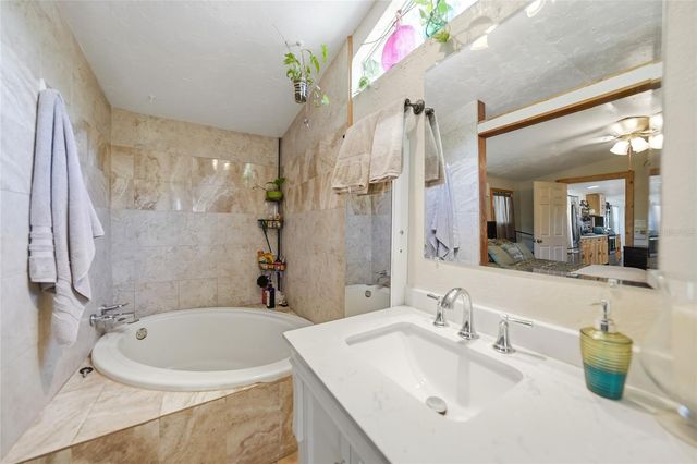 2402 NW PINE CREEK AVENUE, Arcadia, FL 34266