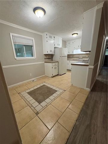 657 Utoy Court, Jonesboro, GA 30238