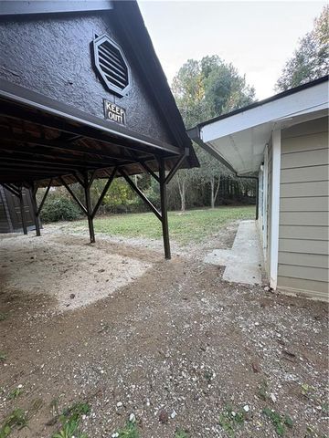 657 Utoy Court, Jonesboro, GA 30238