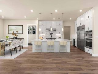 434 Canyon Creek Dr, Auburn, CA 95603