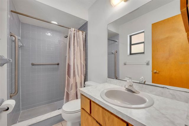 221 GRANDE VISTA STREET, Debary, FL 32713