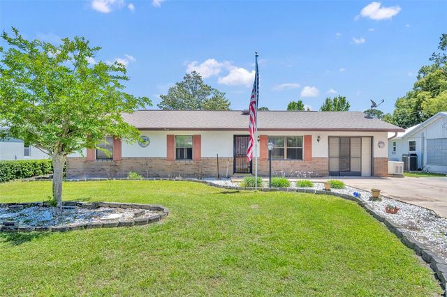 221 GRANDE VISTA STREET, Debary, FL 32713