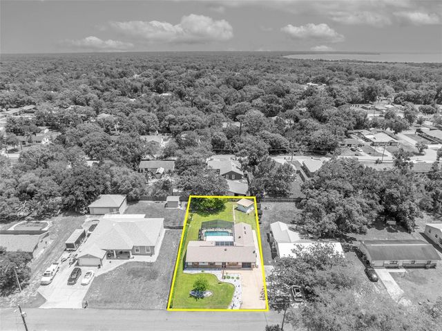 221 GRANDE VISTA STREET, Debary, FL 32713