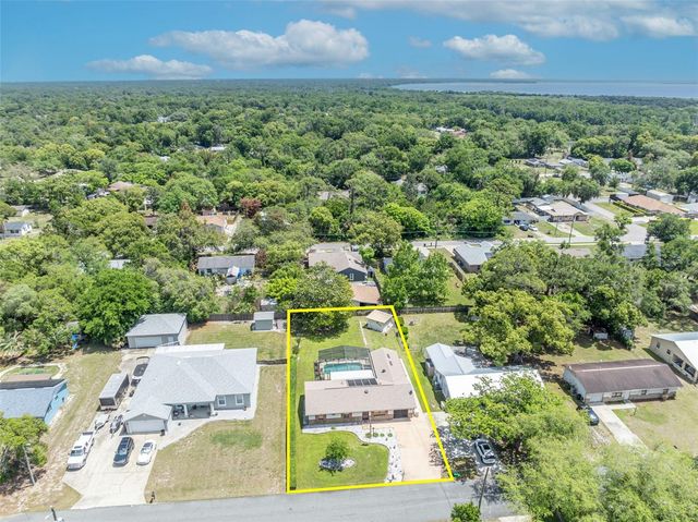 221 GRANDE VISTA STREET, Debary, FL 32713