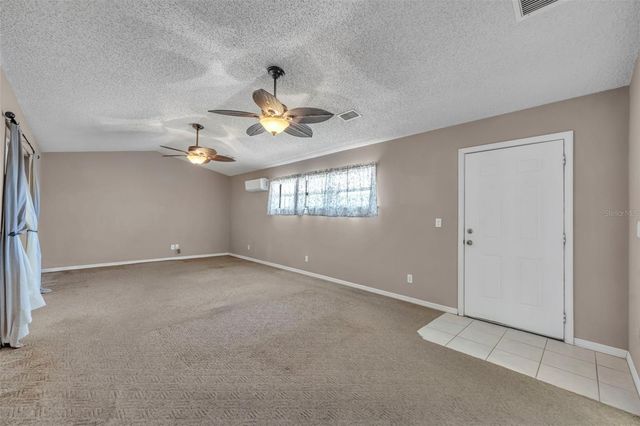 221 GRANDE VISTA STREET, Debary, FL 32713