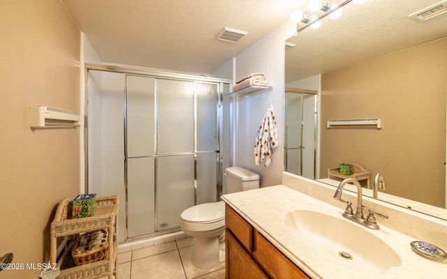 874 N Dusenburg Avenue, Tucson, AZ 85748