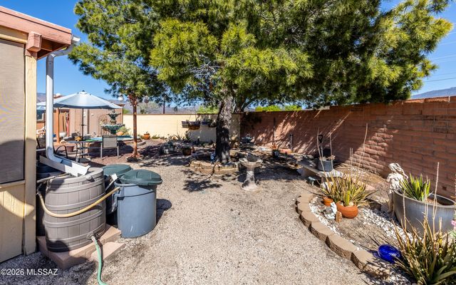 874 N Dusenburg Avenue, Tucson, AZ 85748
