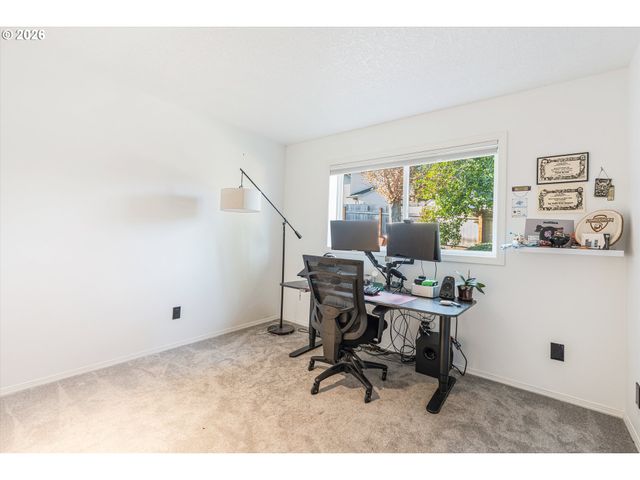511 Se 15TH St, Gresham, OR 97080