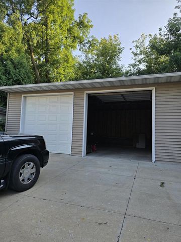 105 Koster Street, Madison, WI 53713