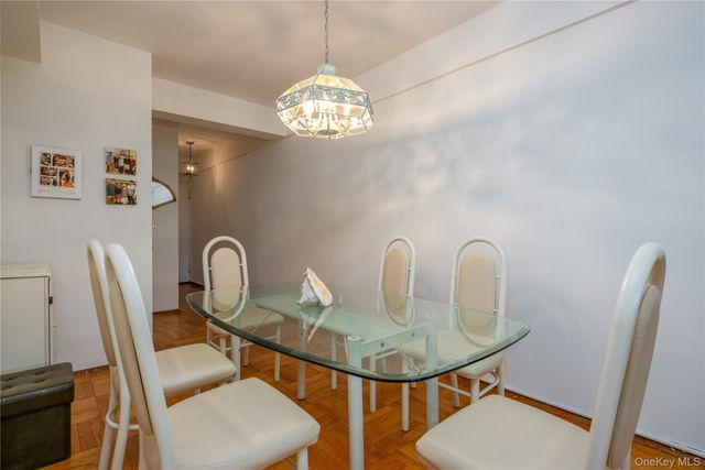 900 Palmer Road 6D, Bronxville, NY 10708