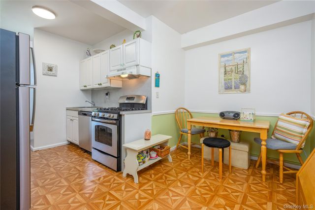 900 Palmer Road 6D, Bronxville, NY 10708