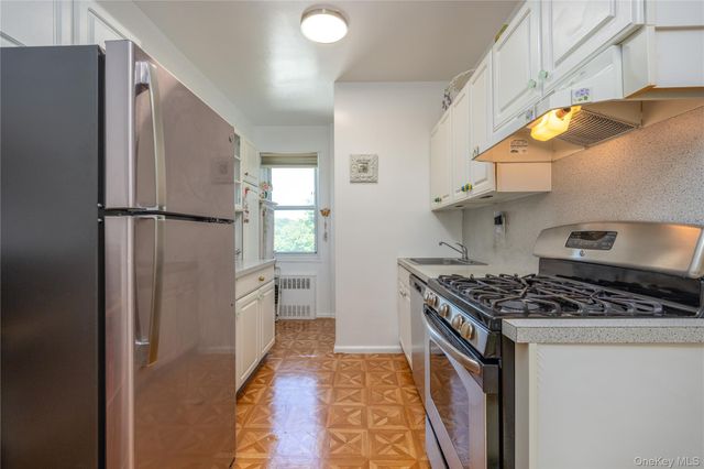 900 Palmer Road 6D, Bronxville, NY 10708