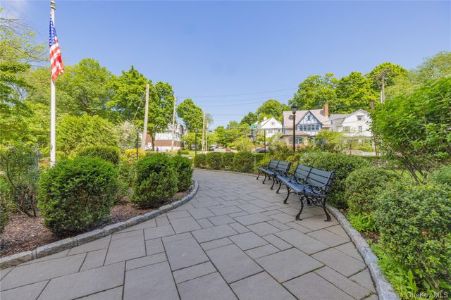 900 Palmer Road 6D, Bronxville, NY 10708