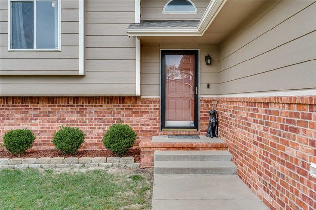 2369 S Milstead Ct, Wichita, KS 67209