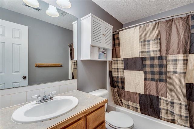 2369 S Milstead Ct, Wichita, KS 67209