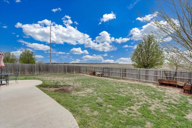 2369 S Milstead Ct, Wichita, KS 67209