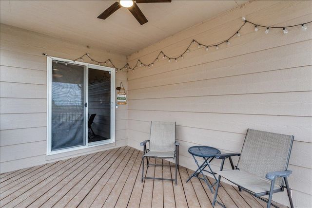 2369 S Milstead Ct, Wichita, KS 67209