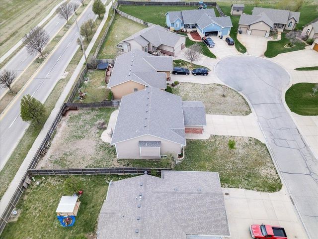 2369 S Milstead Ct, Wichita, KS 67209