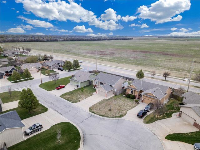 2369 S Milstead Ct, Wichita, KS 67209