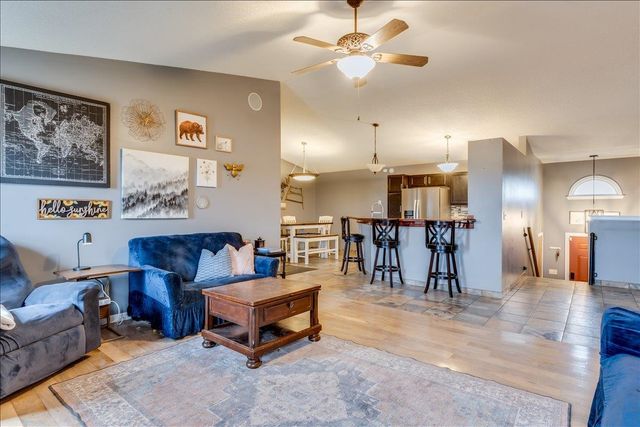 2369 S Milstead Ct, Wichita, KS 67209