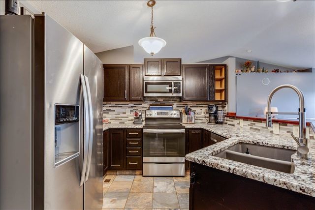 2369 S Milstead Ct, Wichita, KS 67209