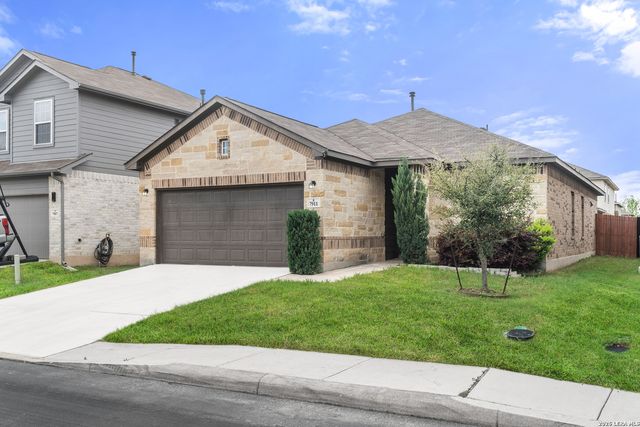 7911 Deepwell Dr, San Antonio, TX 78254