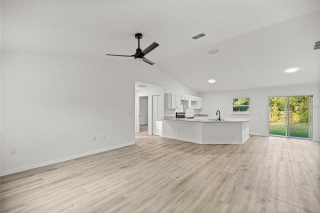 11370 SE 123RD AVENUE, Dunnellon, FL 34431