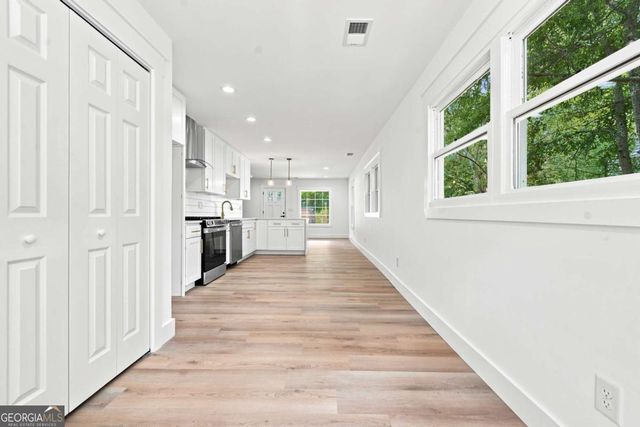 1703 Pine Street SE, Marietta, GA 30060