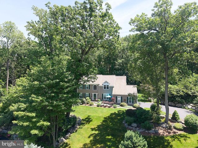 514 FOXCLOVE CIR, Glenmoore, PA 19343