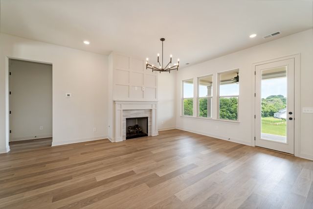 7404 Black Fox Drive, Fairview, TN 37062