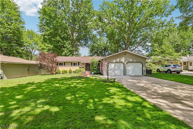 10249 Fairtree Drive, Strongsville, OH 44149