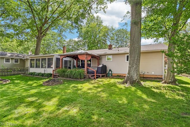 10249 Fairtree Drive, Strongsville, OH 44149