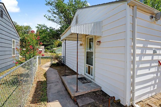 3255 S Gold, Wichita, KS 67217