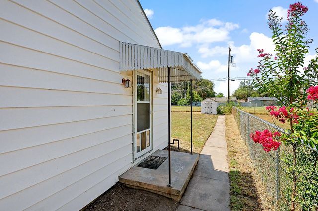 3255 S Gold, Wichita, KS 67217