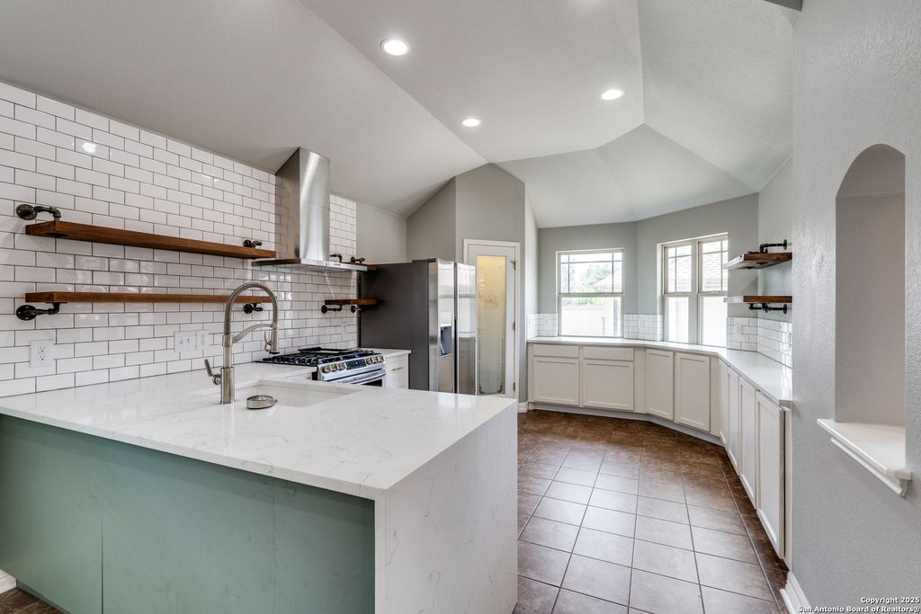 234 rock bluff, San Marcos, TX 78666