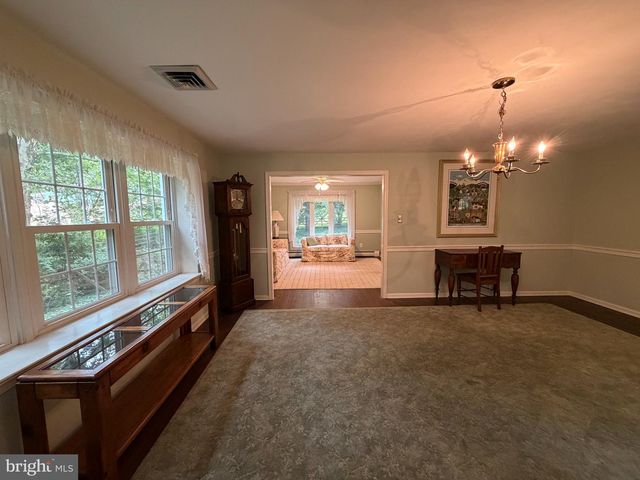 305 GARRISON WAY, Gulph Mills, PA 19428