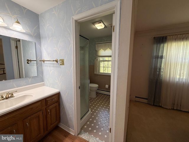 305 GARRISON WAY, Gulph Mills, PA 19428