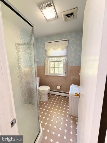 305 GARRISON WAY, Gulph Mills, PA 19428