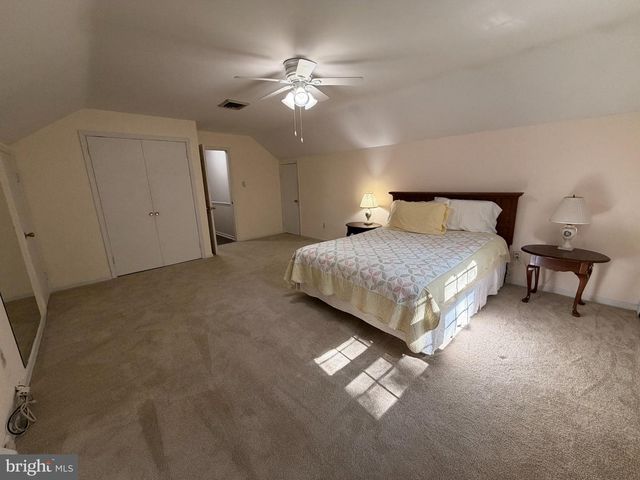 305 GARRISON WAY, Gulph Mills, PA 19428