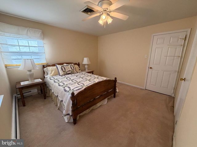 305 GARRISON WAY, Gulph Mills, PA 19428