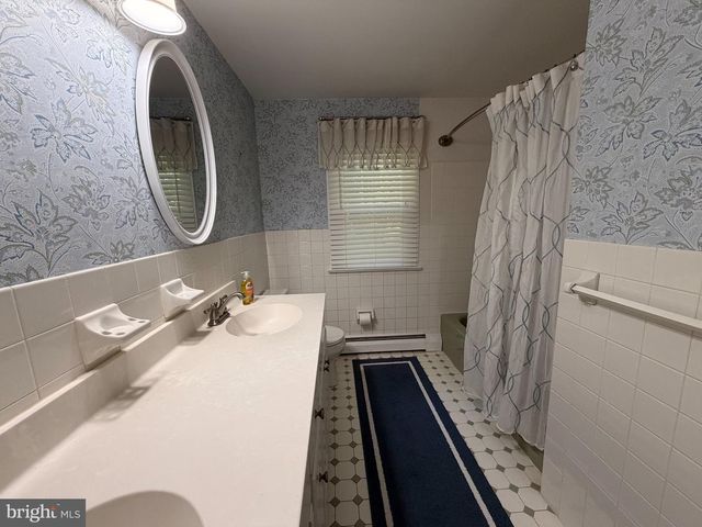 305 GARRISON WAY, Gulph Mills, PA 19428