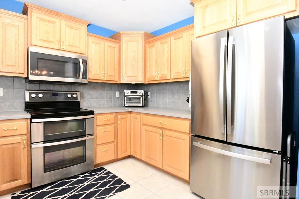 Image 17 of property listing at 769 E 1580 N, Shelley, ID 83274
