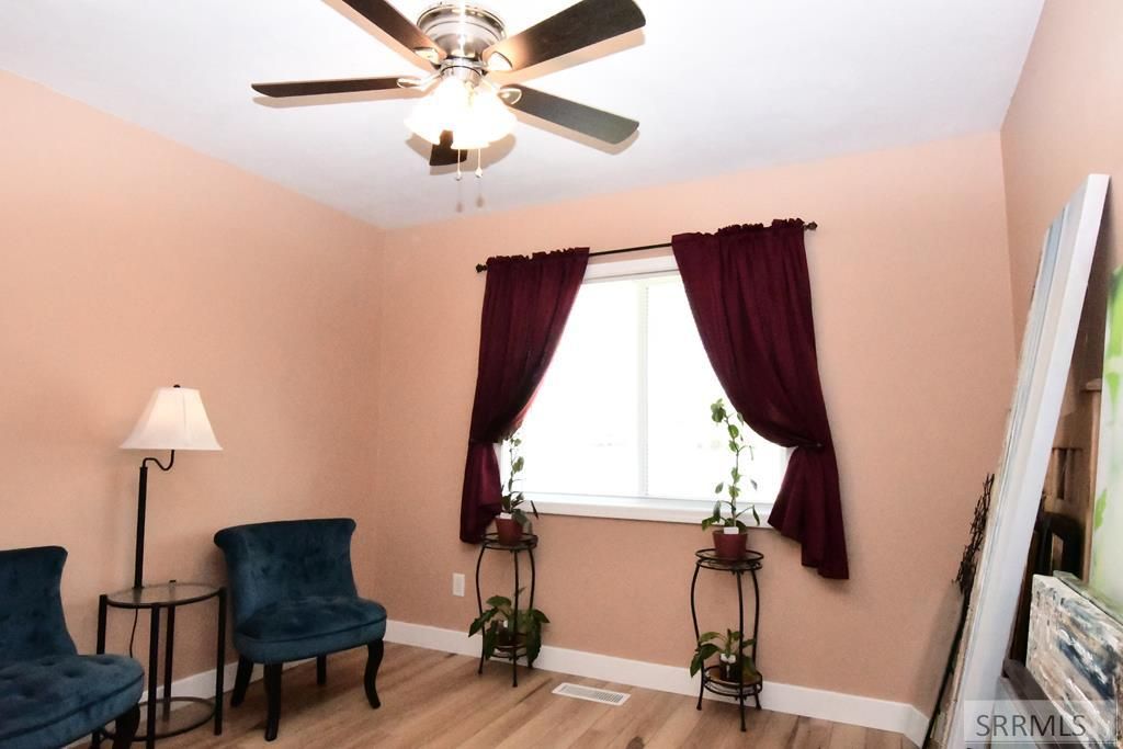 Image 31 of property listing at 769 E 1580 N, Shelley, ID 83274