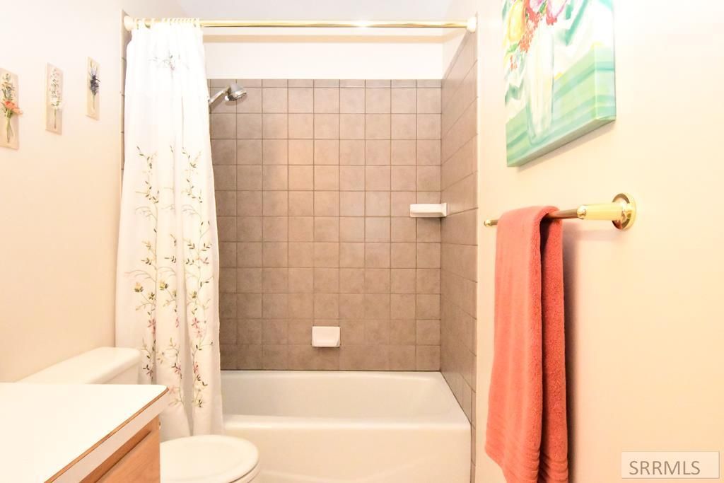 Image 37 of property listing at 769 E 1580 N, Shelley, ID 83274