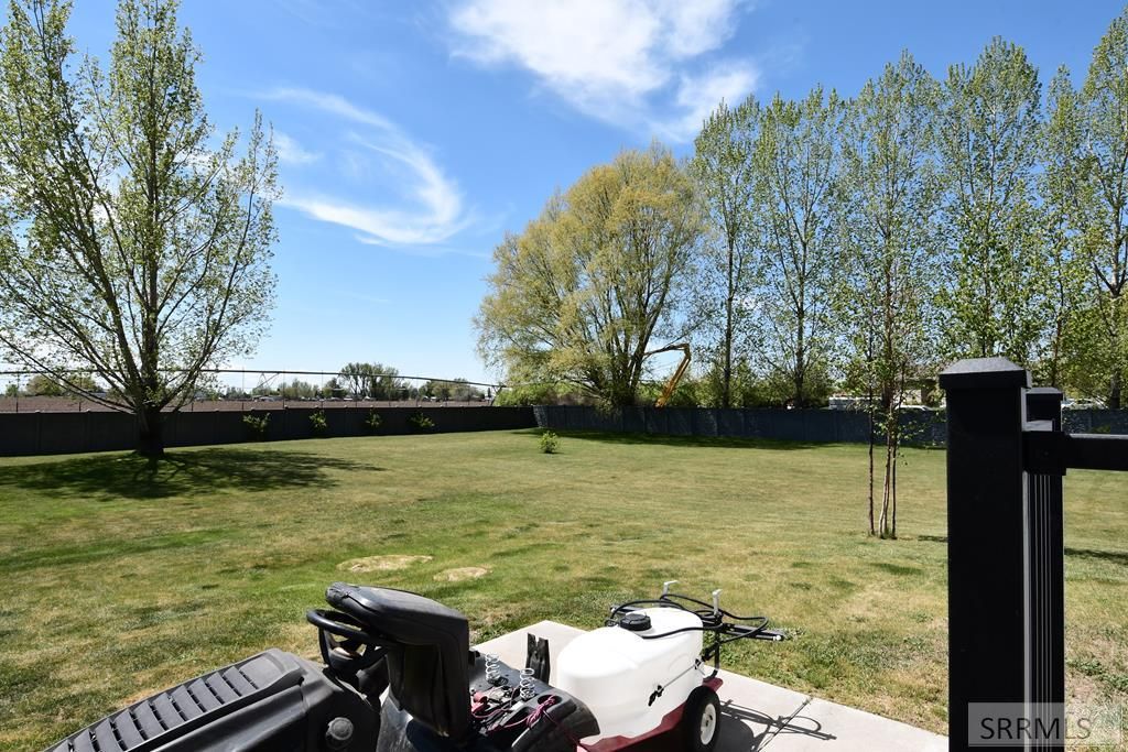 Image 64 of property listing at 769 E 1580 N, Shelley, ID 83274