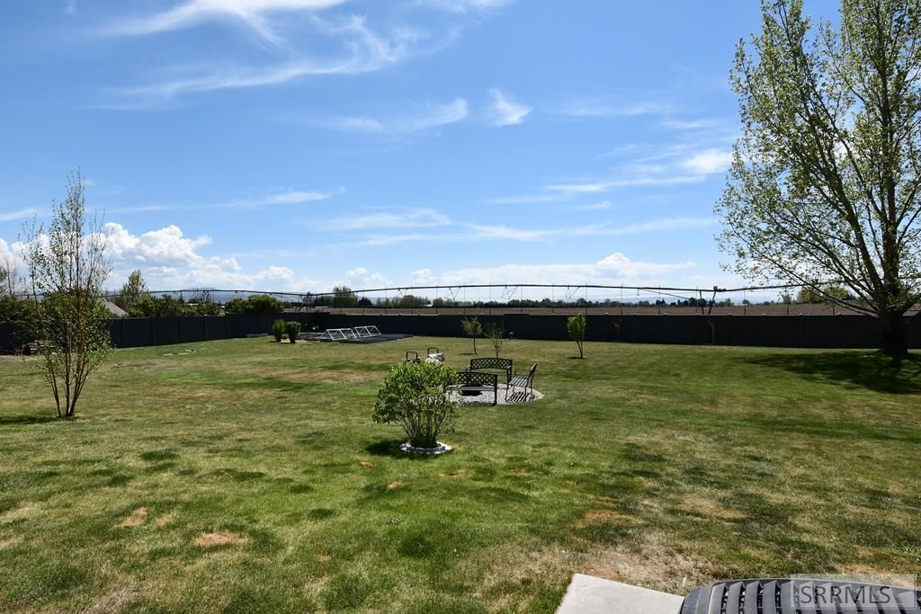 Image 65 of property listing at 769 E 1580 N, Shelley, ID 83274