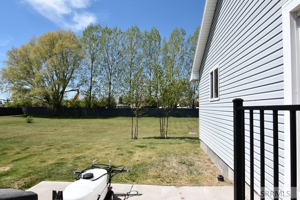 Image 68 of property listing at 769 E 1580 N, Shelley, ID 83274