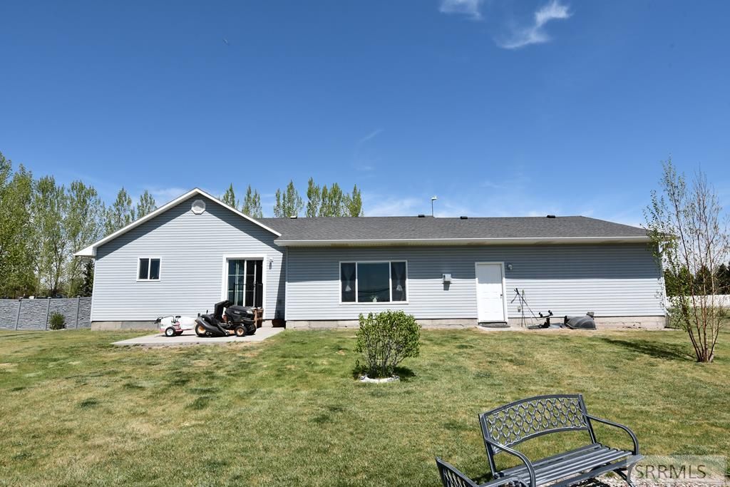 Image 69 of property listing at 769 E 1580 N, Shelley, ID 83274