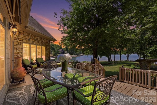 7631 Dellinger Road, Denver, NC 28037